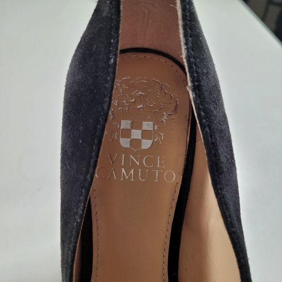 Vince Camuto Black Suede Leather Dress Heel Pumps - Picture 13 of 13